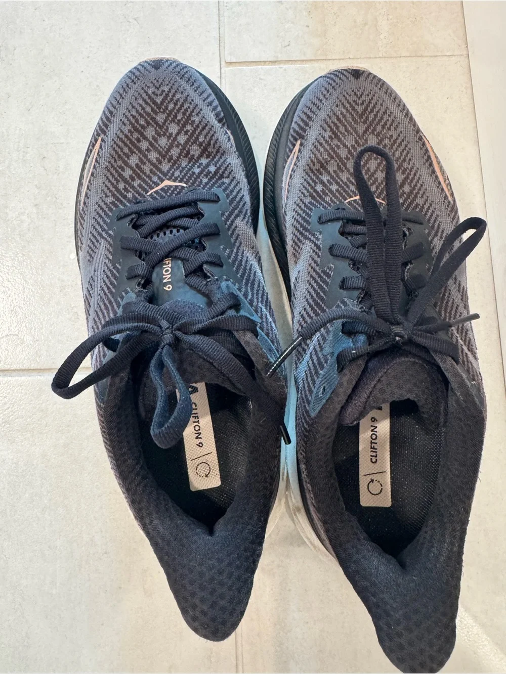 HOKA Clifton 9 Running Shoes Black Rose Gold Women’s Size 7.5